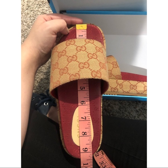 Sandals slides NWOT - Picture 4 of 4